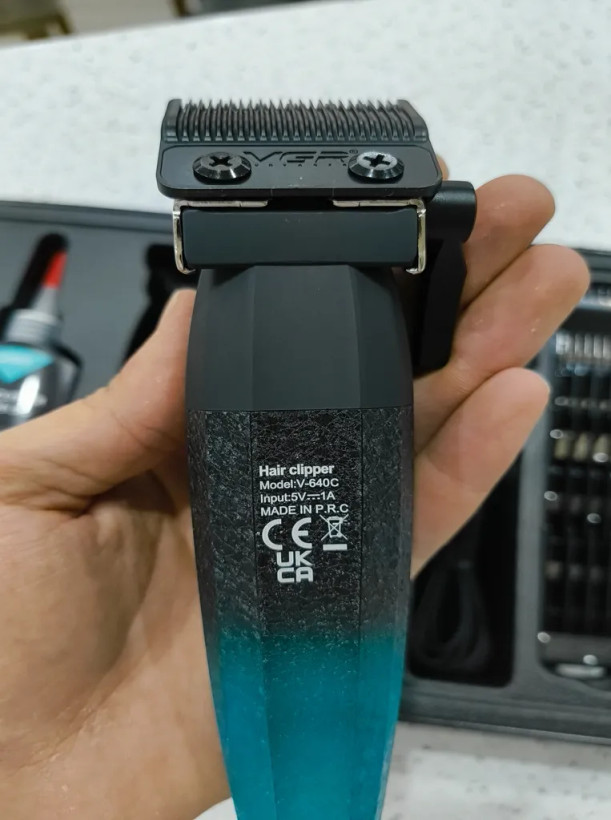 ماشین اصلاح وی جی آر مدل VGR V-640 S2 با تیغه سرامیک و برش مستقیم
