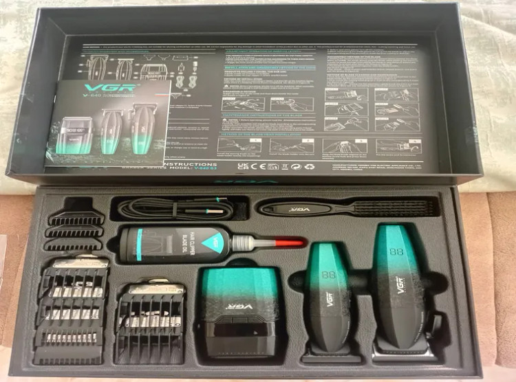 ست ماشین اصلاح حرفهای وی جی آر مدل VGR-V640 S3